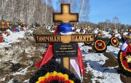 Ніхто не сповістив про загибель: родичі тувинців, що воювали в Україні, знайшли їх могили випадково