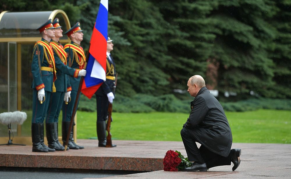 асилий Рыбников: Почему Путин на параде 9 мая выглядел старше ветеранов?