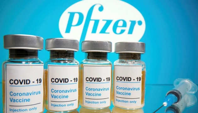 Reuters узнал стоимость вакцины Pfizer для ЕС