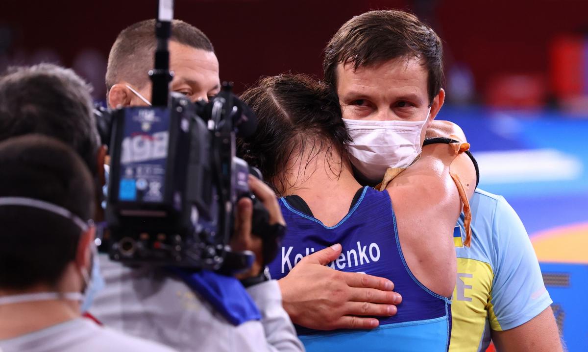 Українська медалістка Олімпіади віддала подаровану квартиру своєму тренеру