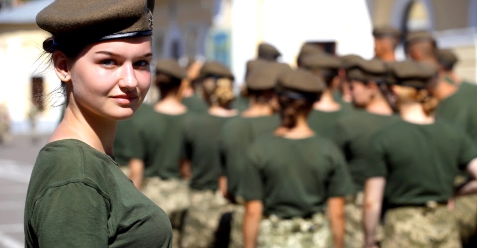 Офіційна жіноча військова форма. Як ЗСУ роблять ще один крок до рівності в армії