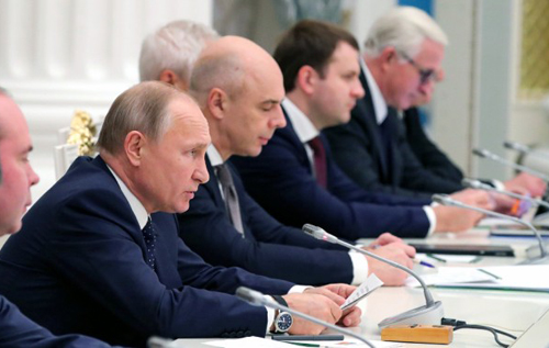 Росія планує відібрати частину прибутків у великого бізнесу, щоб продовжувати війну в Україні, – Bloomberg