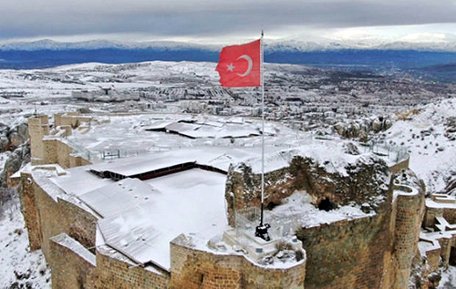 Свідок трьох великих землетрусів у Туреччині: у 5000-річному кварталі не впав жоден камінь. ФОТО