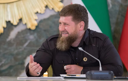 Експерт розповів, як Кадиров готує Чечню до життя без Росії