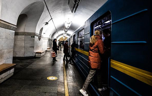 Можуть закрити 15 станцій: активісти розповіли, де в Києві ще є проблеми з метро