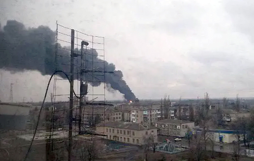 В Іловайську вибухнуло нафтосховище окупантів, почалася пожежа