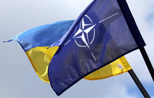 Названо країни, які найменше підтримують членство України в ЄС і НАТО