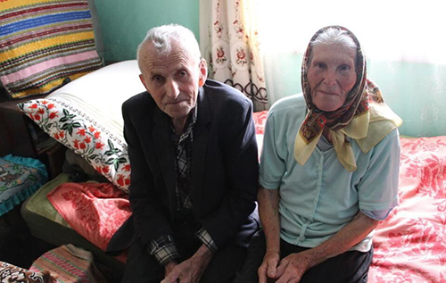 На Франківщині подружжя прожило у шлюбі 67 років і померло в один день