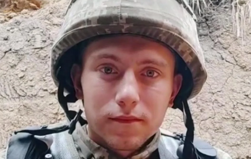 Український боєць зворушливим відео привітав сина з днем народження: ролик став вірусним