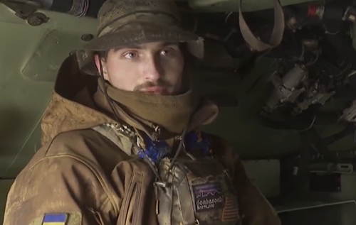 Командир українського екіпажу Bradley зустрів у бою рідного батька – російського танкіста. ВІДЕО