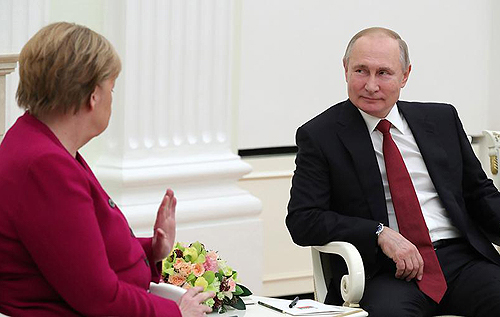 Bild: Путина абсолютно не волнуют ни слова, ни действия Меркель