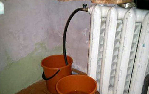 Жители Крыма начали использовать горячую воду из батарей отопления для бытовых нужд, – блогер
