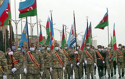 Покажут трофеи: в Баку готовятся к параду победы в войне за Нагорный Карабах. ВИДЕО