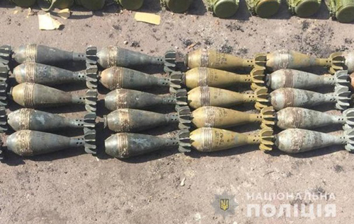 У Маріуполі правоохоронці виявили склад боєприпасів. ФОТО