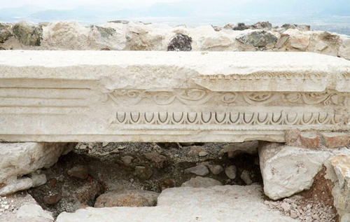 Десятки древних элитных гробниц обнаружены в античном городе Кибира на территории Турции