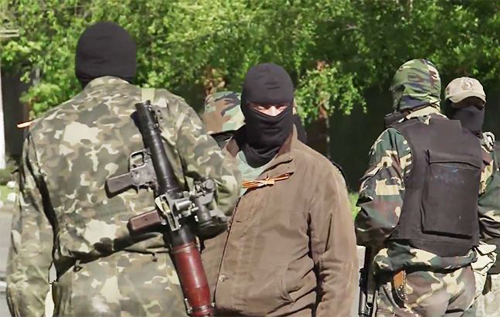 На украинский Донбасс массово ринулись российские наемники, – правозащитники