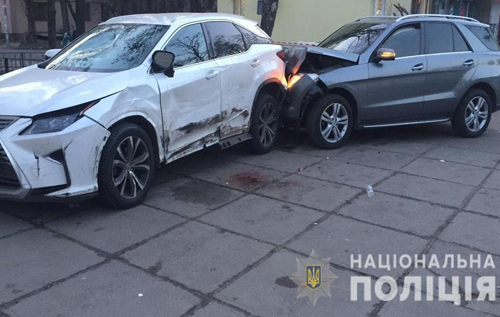Під Києвом озброєні чоловіки жорстоко побили водія Lexus