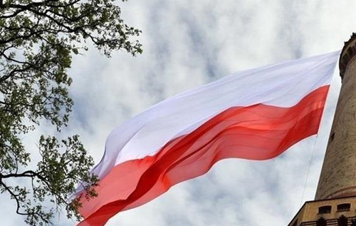 У польському МЗС заявили про "дискримінацію" поляків в Україні. В українському МЗС назвали це твердження "некоректним"