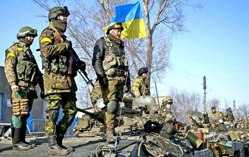 Хто крутіший: експерт назвав слабкі та сильні сторони армій України та Росії