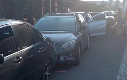 Под Киевом на Житомирской трассе произошло серьезное ДТП. Движение затруднено