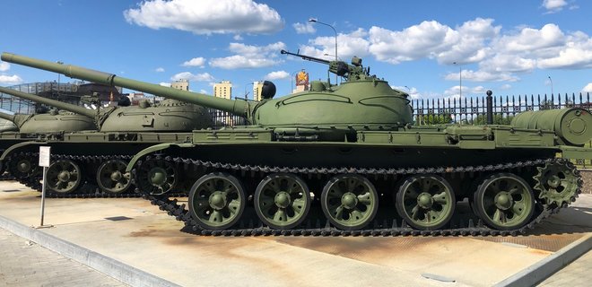 Росія перекинула на фронт застарілі радянські танки