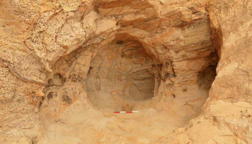 Залізничники випадково відшукали середньовічний печерний храм
