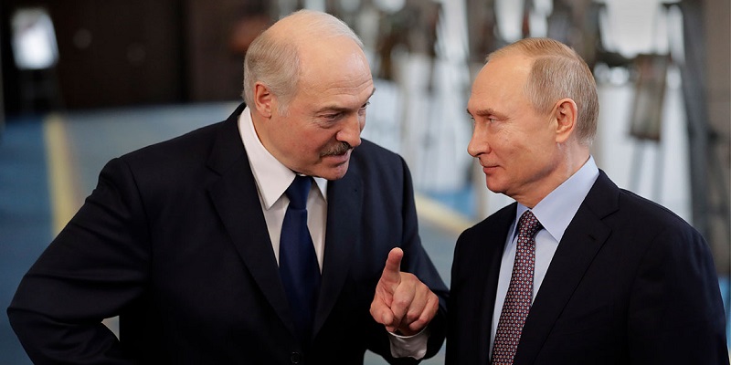 Москва готова к смещению Лукашенко: есть замена политическим фигурам