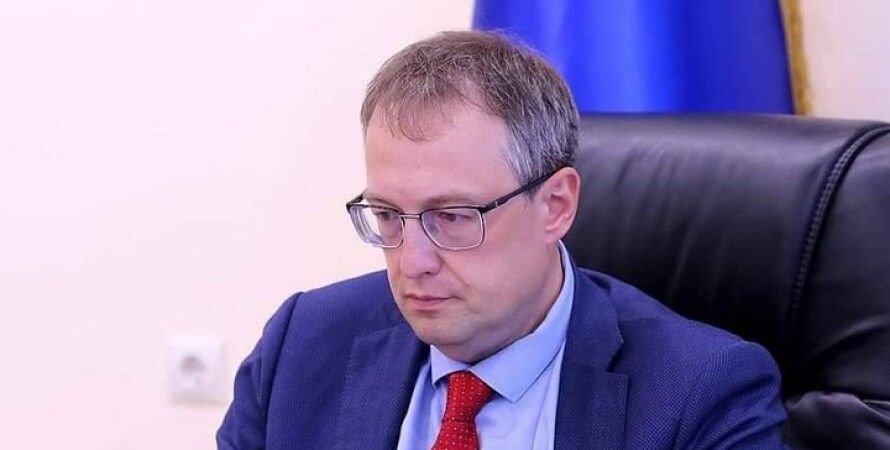 Кабмін звільнив Антона Геращенка з посади заступника міністра внутрішніх справ