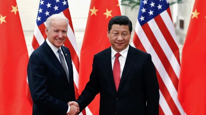 Москва може стати призом для Китаю: Фейгін про глобальну угоду Пекіна і Вашингтона