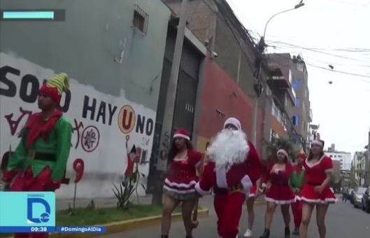 Поліцейські у костюмах Санта Клауса затримали банду наркоторговців 