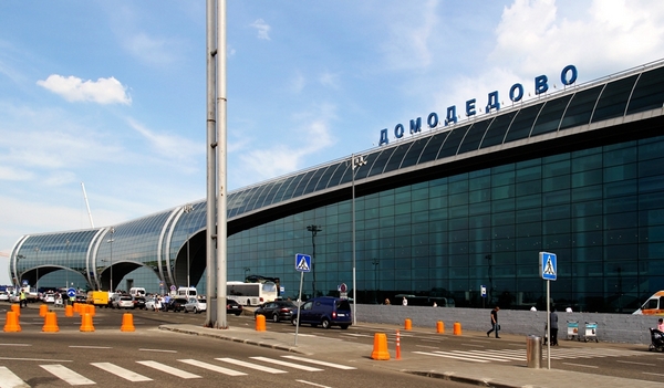 У Москві вперше закрили всі аеропорти через атаку безпілотників