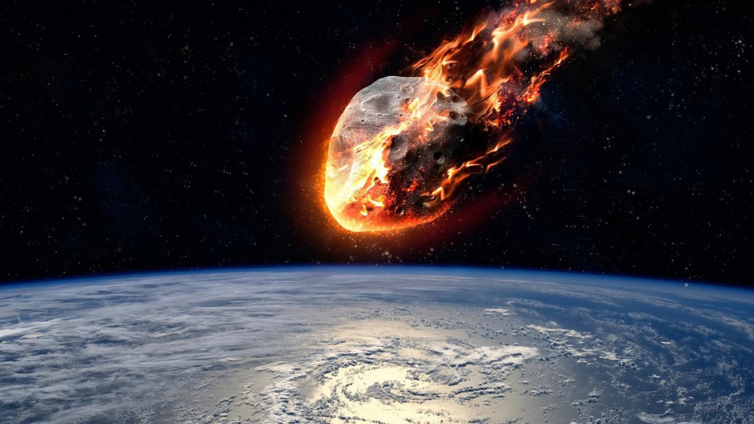 До Землі мчать 5 небезпечних астероїдів і зелена комета: коли очікувати наближення