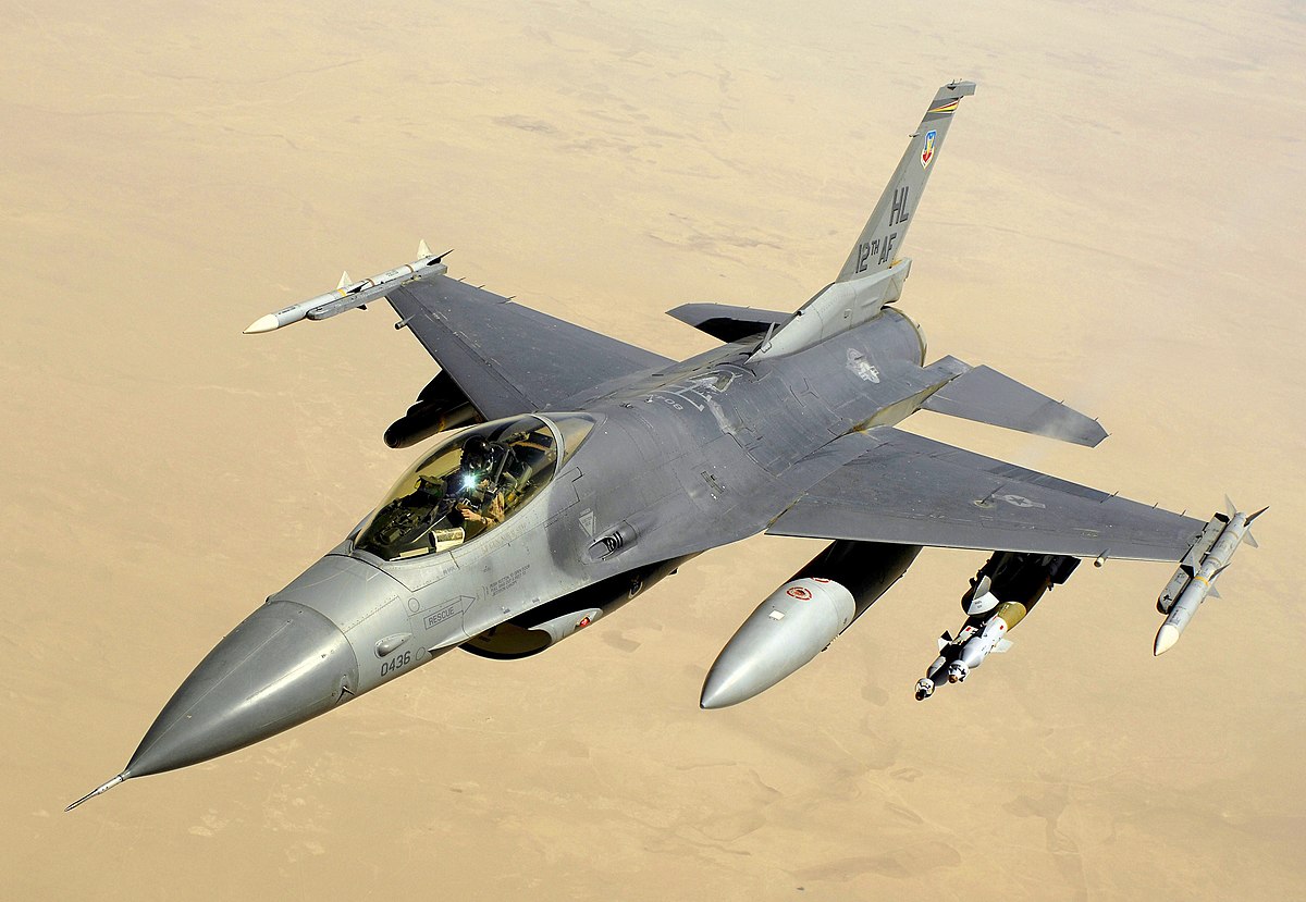 Нідерланди планують передати Україні на шість винищувачів F-16 більше, ніж очікувалося