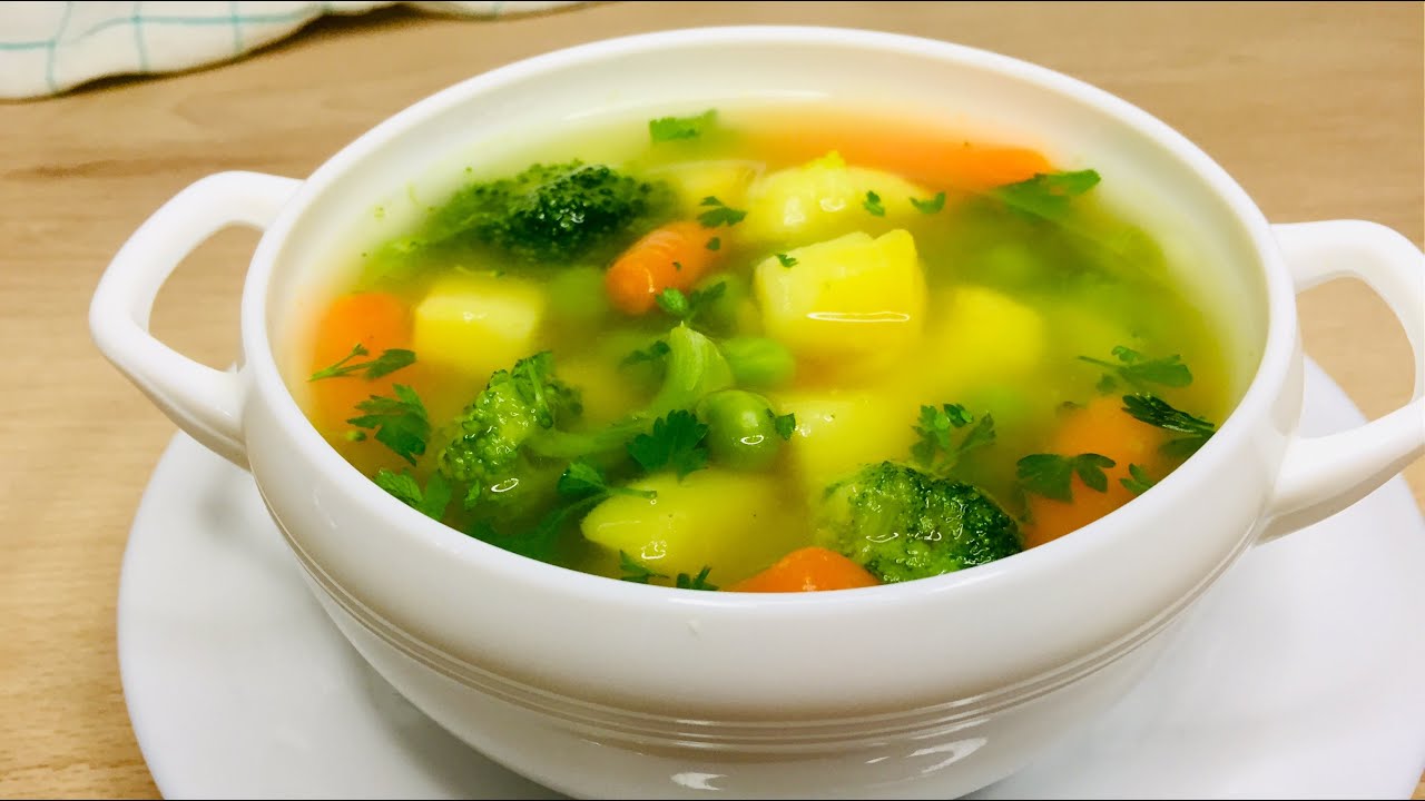 Названо найкорисніший суп для здоров’я: таку першу страву можна їсти щодня