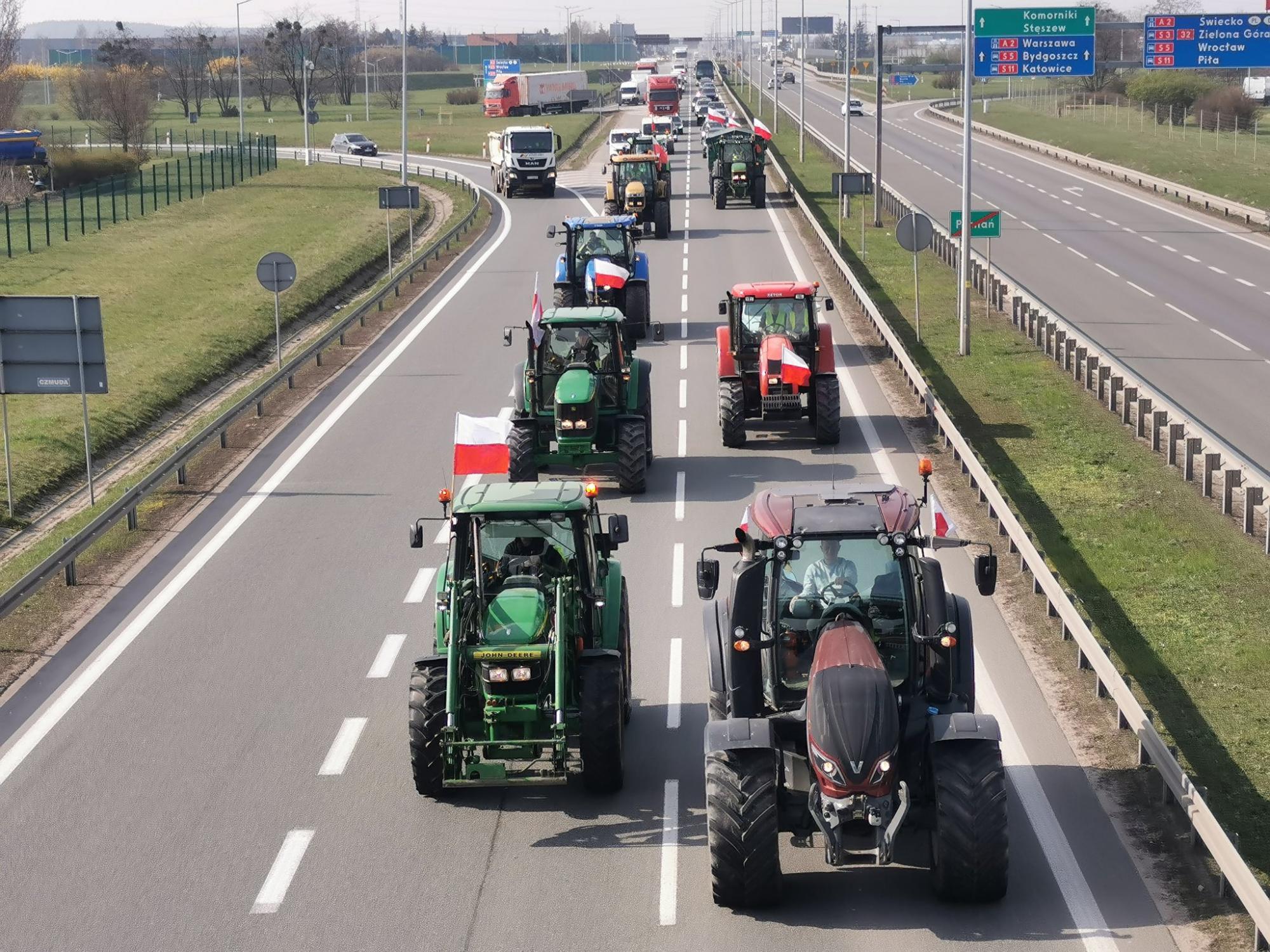 У Польщі розпочалися масштабні протести фермерів
