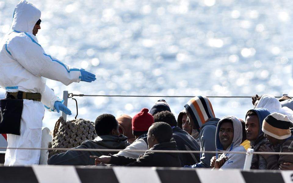 Грецькі острів'яни, протест, табори, біженці, мігранти