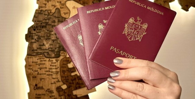 Росіяни почали масово подавати документи на оформлення громадянства Молдови – Reuters