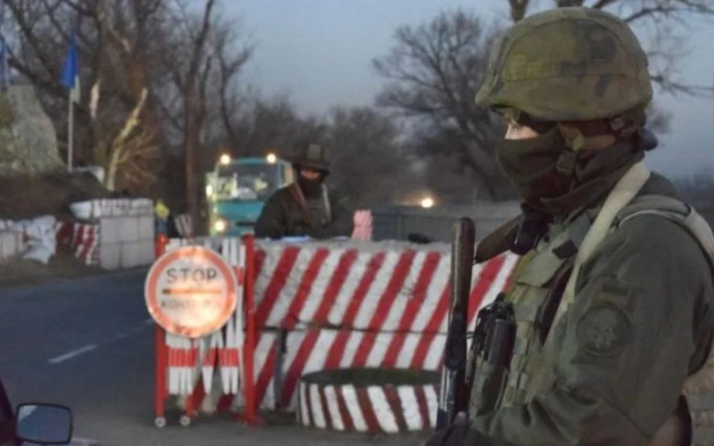 У ТЦК підтвердили, що їм та поліції наказали перевіряти чоловіків на блокпостах Київщини
