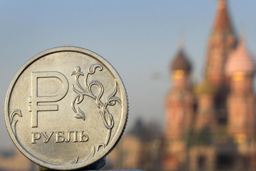 ВВС: Як загострення на Донбасі знецінило російський рубль