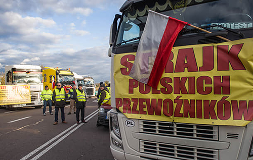 Україна може заборонити імпорт агропродукції з Польщі через блокування кордону