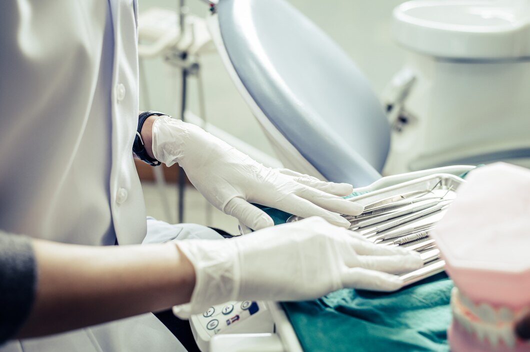 Зупинилося дихання: на Рівненщині під час візиту до стоматолога померла жінка