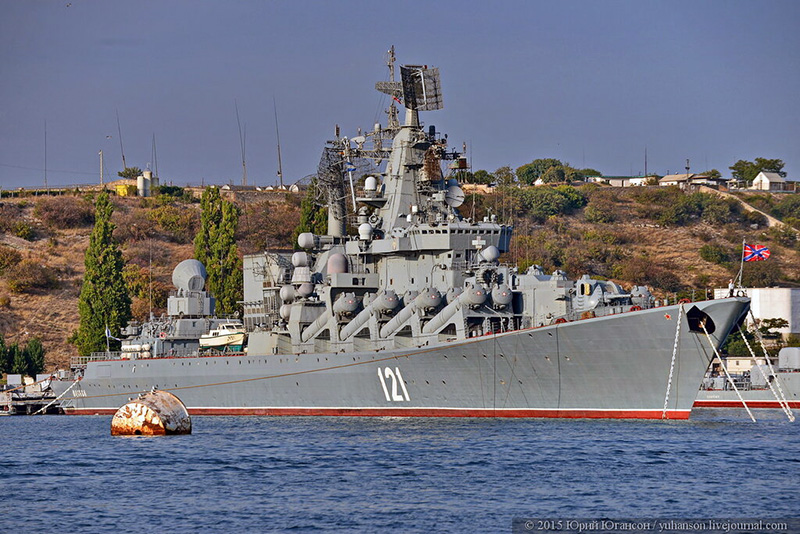 Бесконечное мучение крейсера "Москва"
