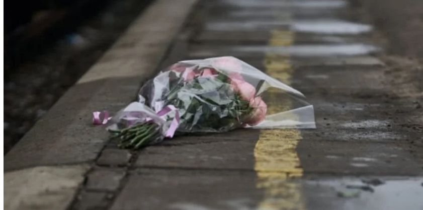 Військовий, який лишив на вокзалі у Краматорську букет рожевих троянд, розповів щасливе закінчення історії