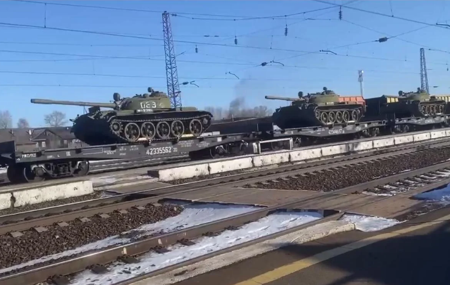 Застосовувалися ще у Празі: експерт про зняття зі зберігання танків Т-54/55 в РФ