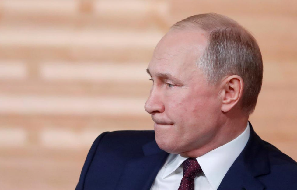 "Путіна підвісять за "Фаберже": екс-розвідник назвав ім'я нового президента РФ. ВІДЕО