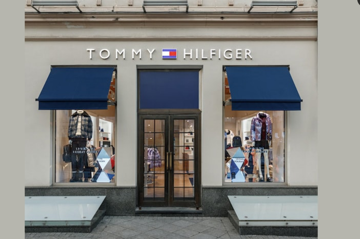 Власник брендів Calvin Klein і Tommy Hilfiger позбувся бізнесу в Росії