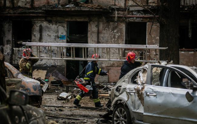 У Кривому Розі завершили рятувальну операцію після російського обстрілу: загинуло 11 людей