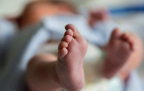 Через 11 тижнів після смерті головного мозку у американки народилася здорова дитина