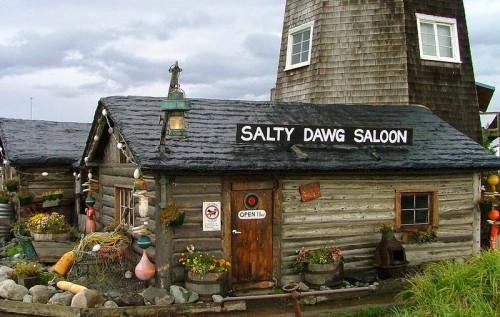 Денежный бар на Аляске. ФОТО