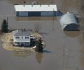 В США  река Миссури затопила десятки населенных пунктов. ВИДЕО
